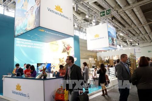 Vietnam promotes tourism at world’s largest travel fair - ảnh 1